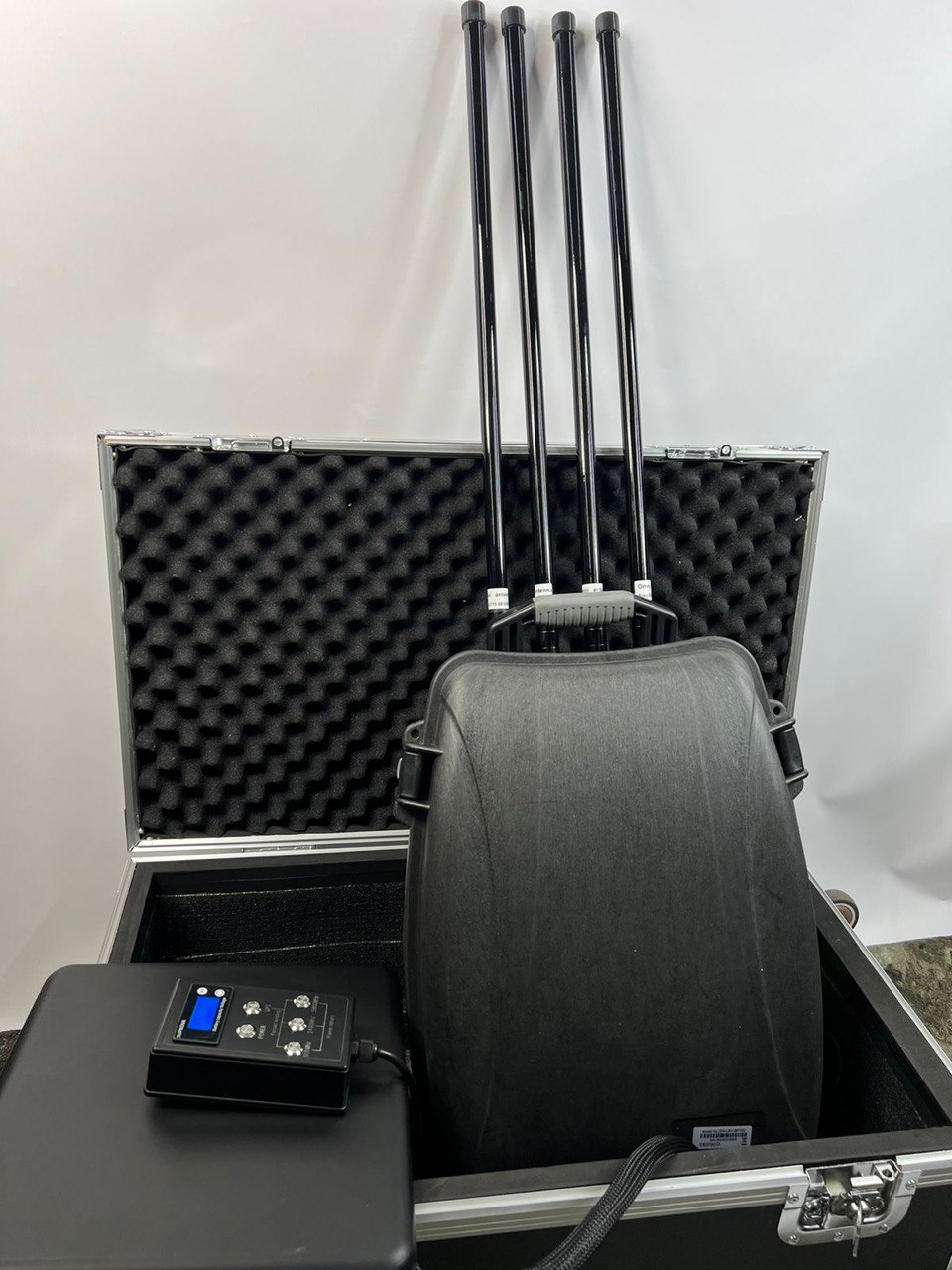 Рюкзак подавитель дронов  4 канала и 6 каналов