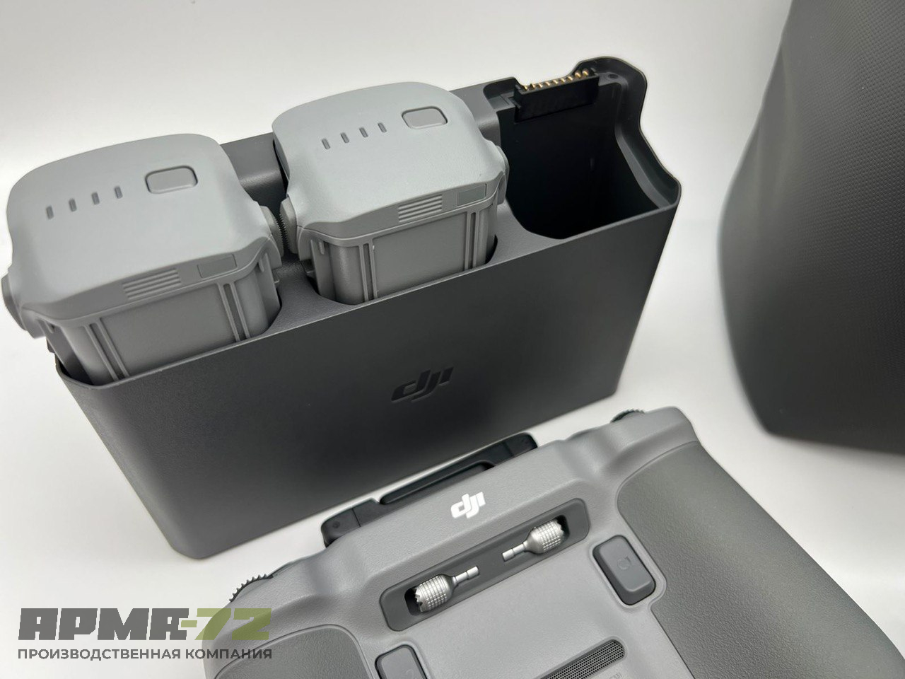 Квадрокоптер DJI Air 3 Fly More Combo