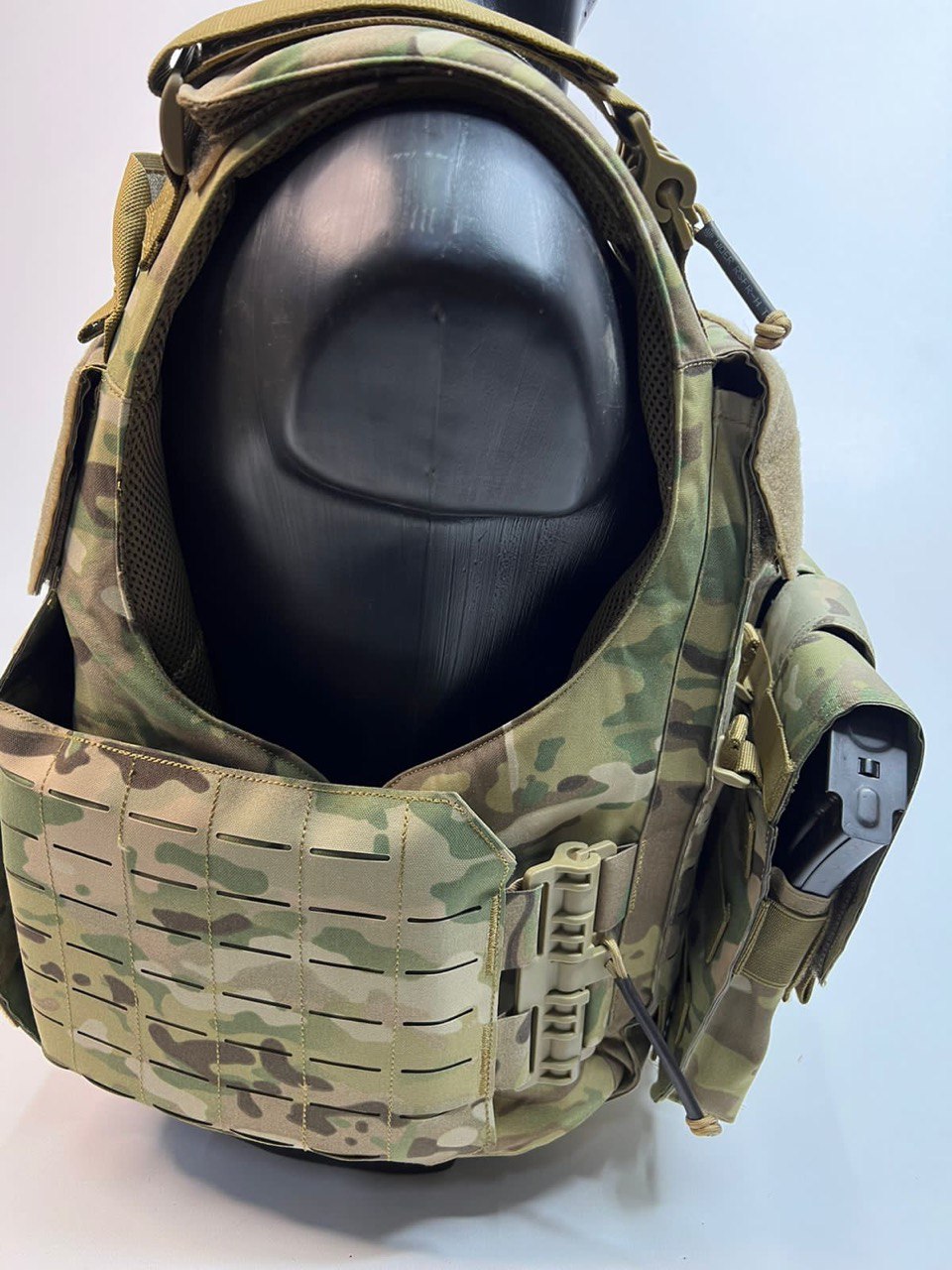 Жилет UNIVERSAL ARMOR