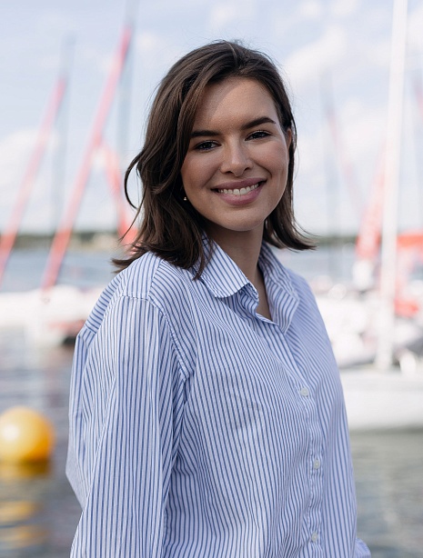 Цветкова  Анна